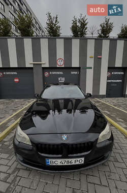 Седан BMW 5 Series 2013 в Львові