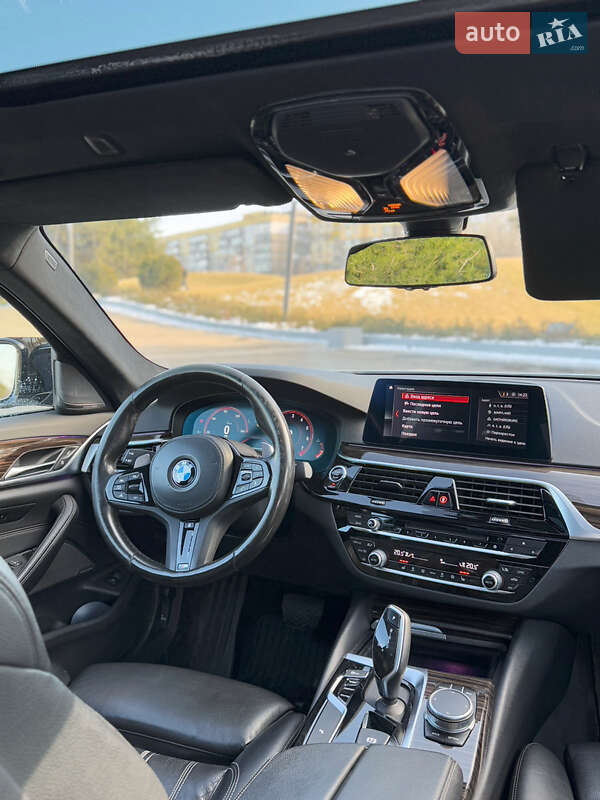 Седан BMW 5 Series 2019 в Днепре
