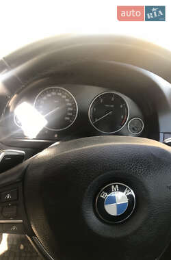 Седан BMW 5 Series 2012 в Чернівцях