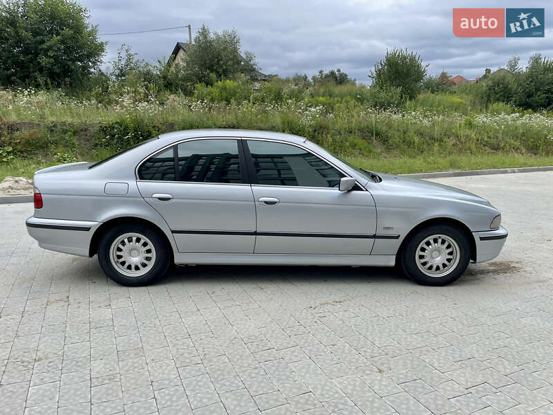 Седан BMW 5 Series 1998 в Львове