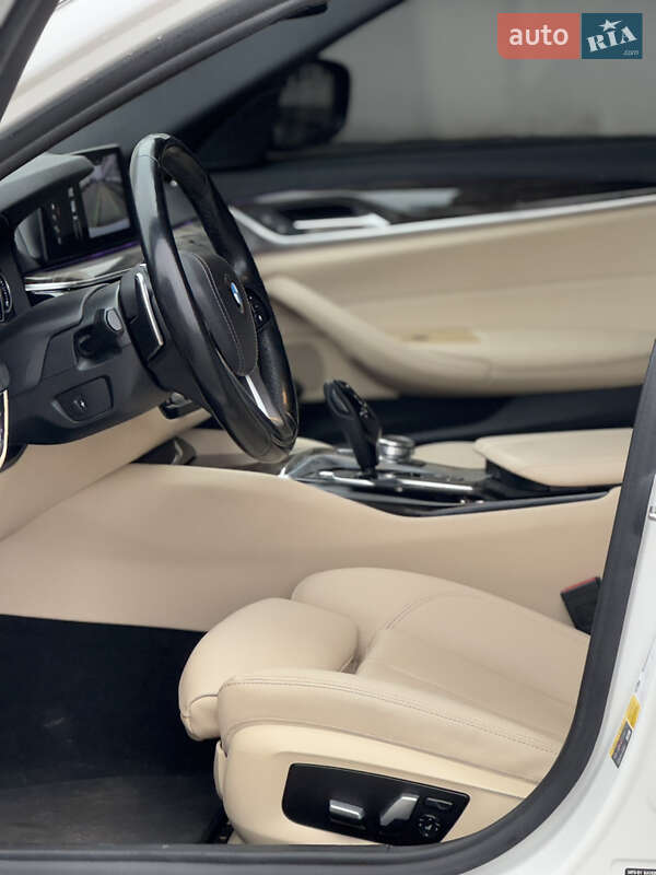 Седан BMW 5 Series 2018 в Киеве