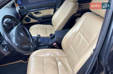 Седан BMW 5 Series 1998 в 