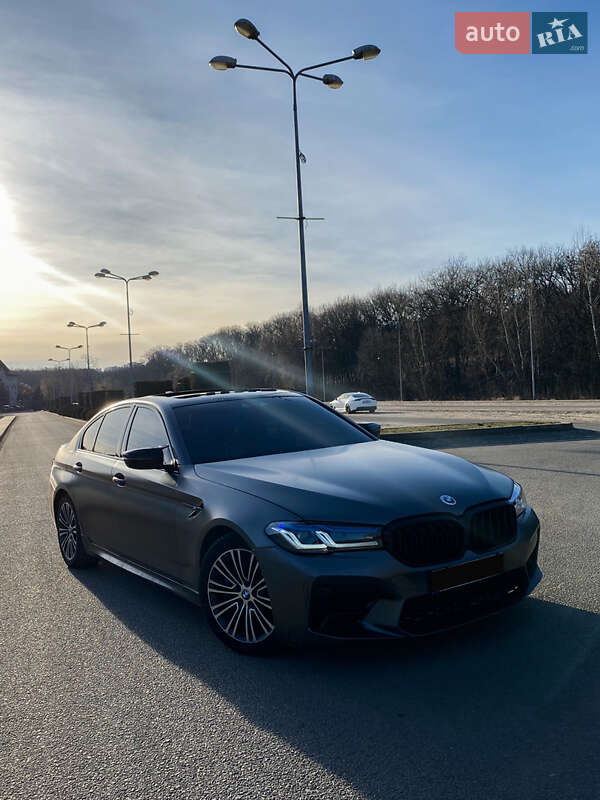 Седан BMW 5 Series 2017 в Днепре