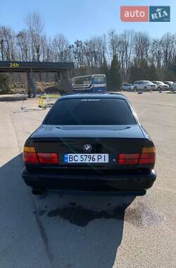 Седан BMW 5 Series 1992 в 