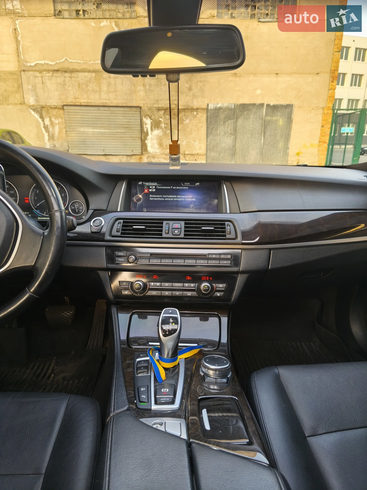 2016 BMW 5er - мініатюра 16