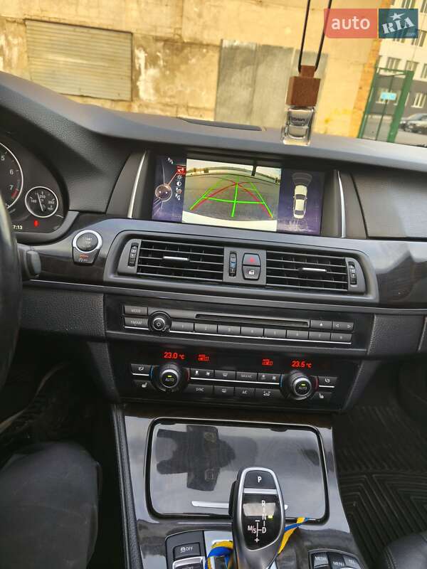 Седан BMW 5 Series 2016 в Києві фото 31 Седан BMW 5 Series 2016 в Києві