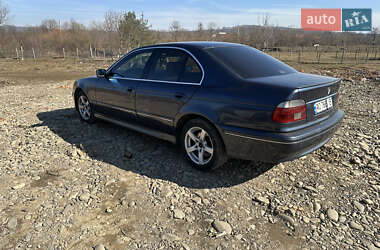 Седан BMW 5 Series 2001 в Тячеві