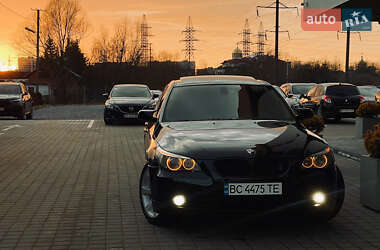 Седан BMW 5 Series 2004 в Львове