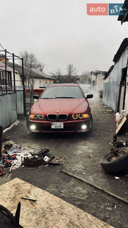 Седан BMW 5 Series 2003 в Теофиполе