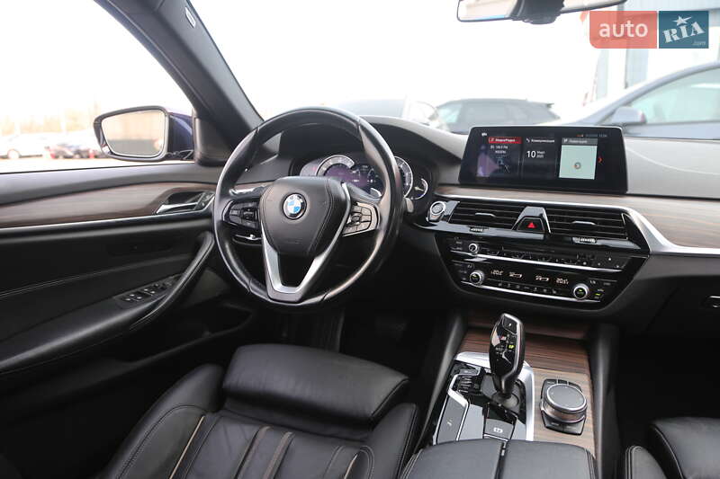 Седан BMW 5 Series 2017 в Києві