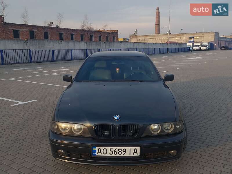 Седан BMW 5 Series 2000 в Тернополе
