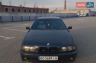 Седан BMW 5 Series 2000 в Тернополе