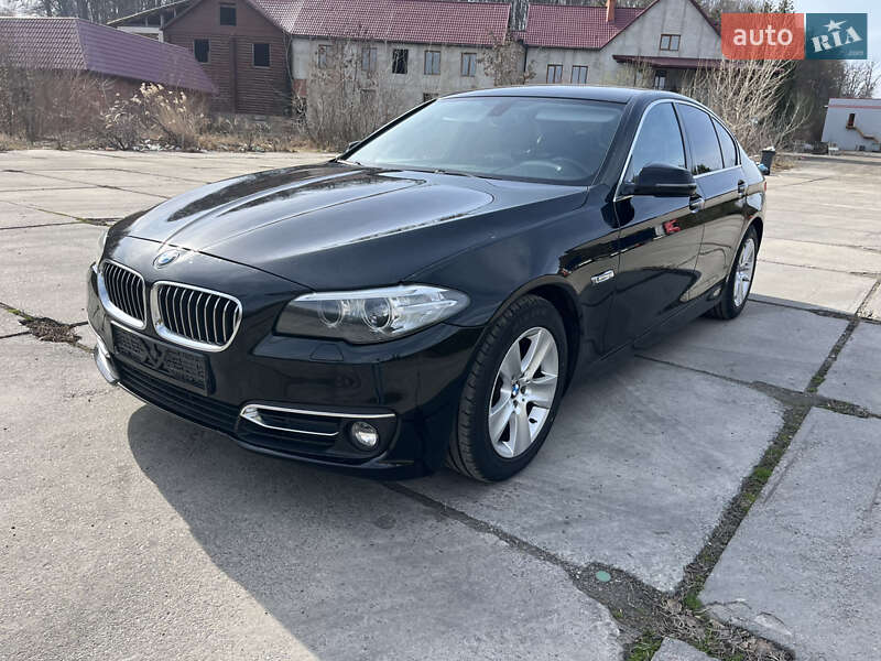 Седан BMW 5 Series 2013 в Черновцах