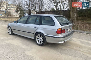 Універсал BMW 5 Series 1999 в Вараші