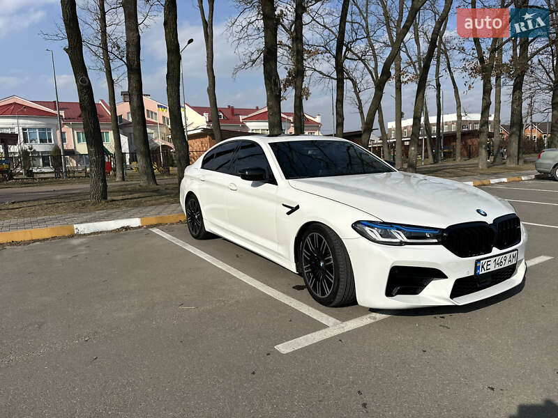 BMW 5 Series 2019