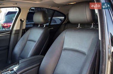 Седан BMW 5 Series 2013 в 