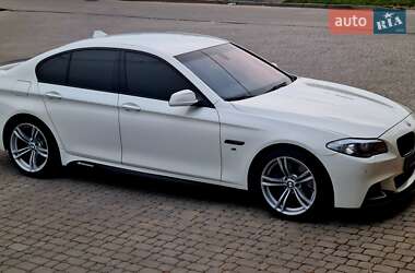 Седан BMW 5 Series 2011 в Львове