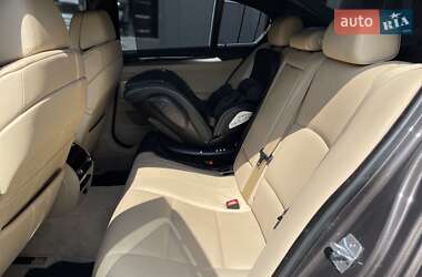 Седан BMW 5 Series 2013 в Львове