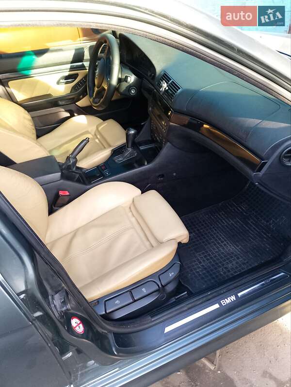 Седан BMW 5 Series 2003 в Дніпрі