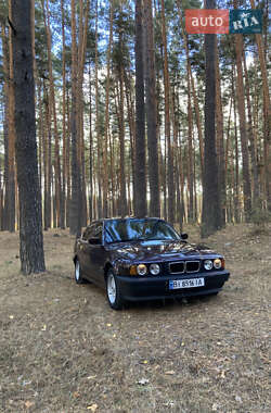 Седан BMW 5 Series 1995 в Гадячі