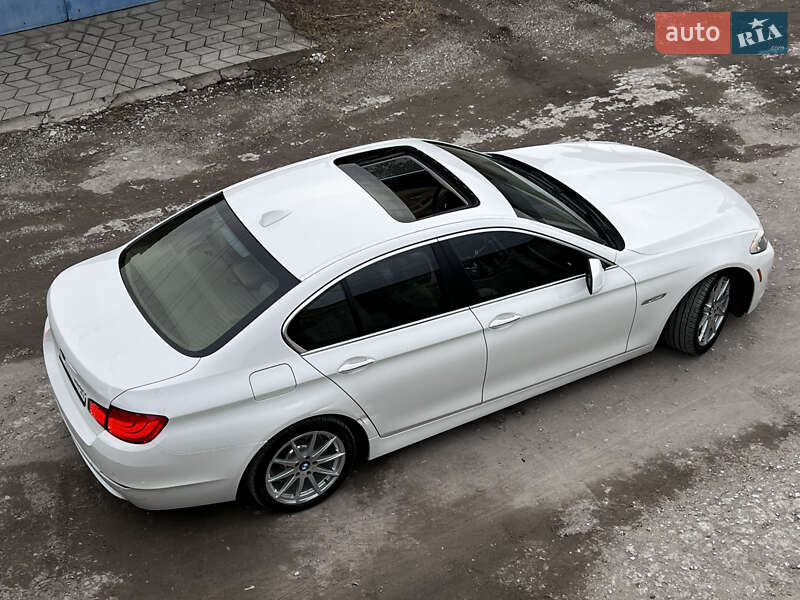 Седан BMW 5 Series 2011 в Запоріжжі