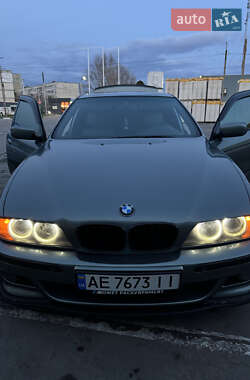 Седан BMW 5 Series 2002 в 