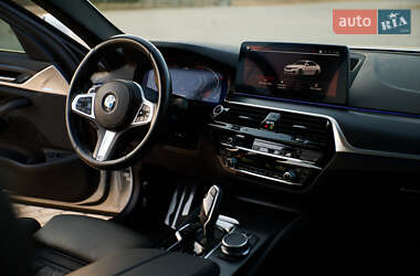 Седан BMW 5 Series 2020 в 