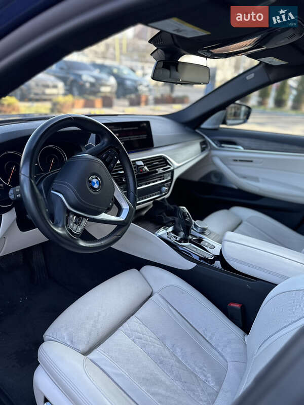 Седан BMW 5 Series 2018 в Одессе