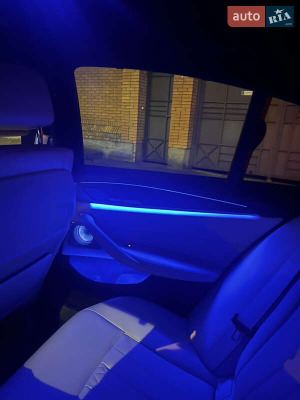 Седан BMW 5 Series 2018 в Одессе
