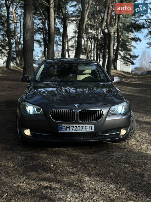 Седан BMW 5 Series 2010 в Сумах