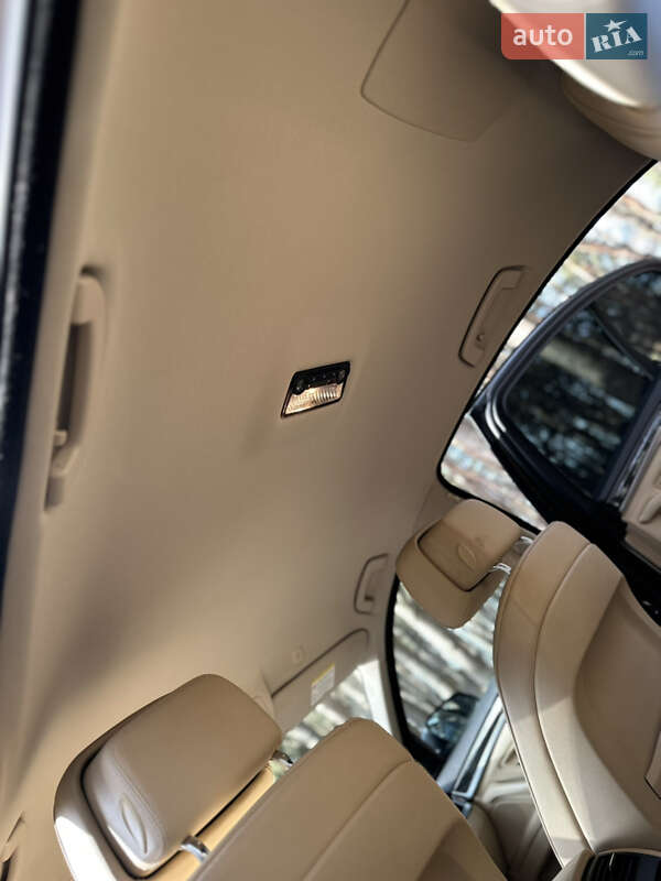 Седан BMW 5 Series 2010 в Сумах