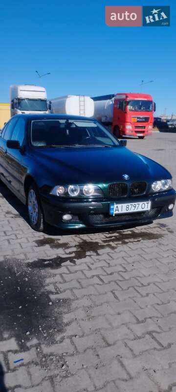 Седан BMW 5 Series 1997 в Киеве