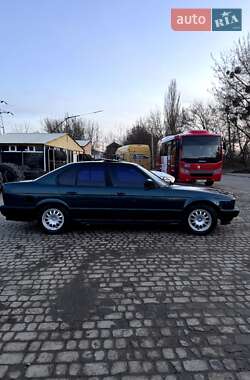 Седан BMW 5 Series 1990 в Хмельницком