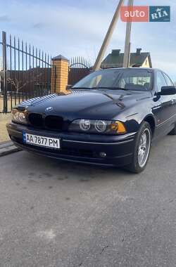 Седан BMW 5 Series 2000 в Виннице