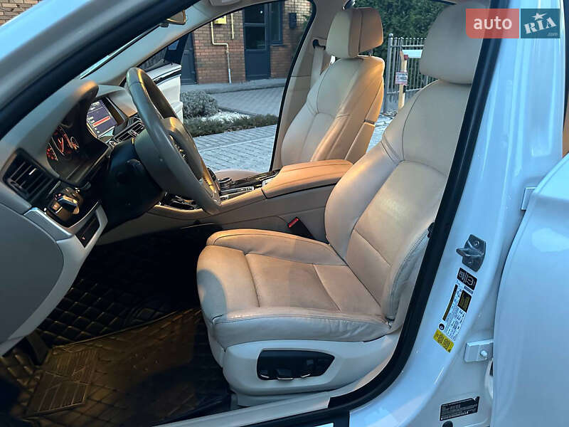 Седан BMW 5 Series 2013 в Вінниці