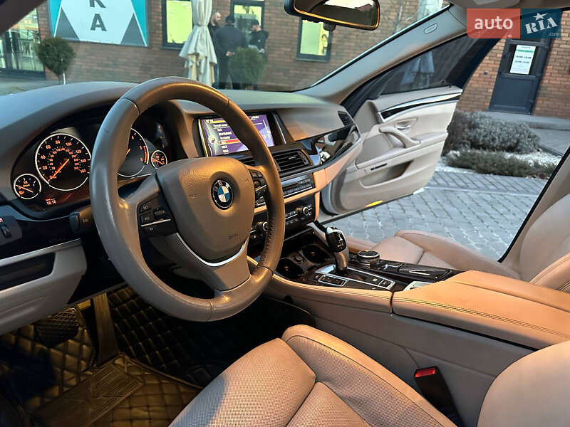 Седан BMW 5 Series 2013 в Вінниці