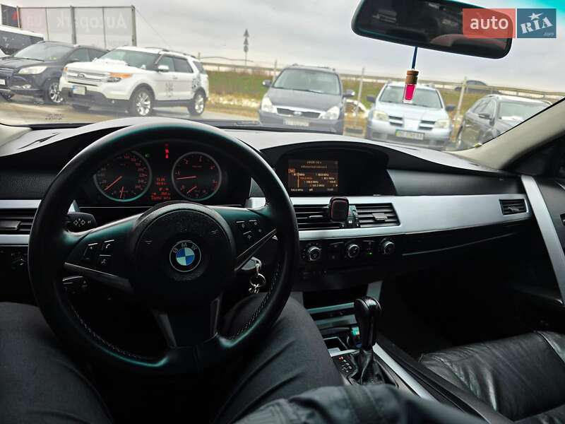 Седан BMW 5 Series 2005 в Львове