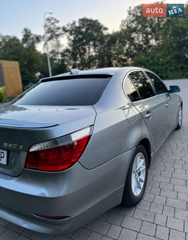 Седан BMW 5 Series 2005 в Черновцах