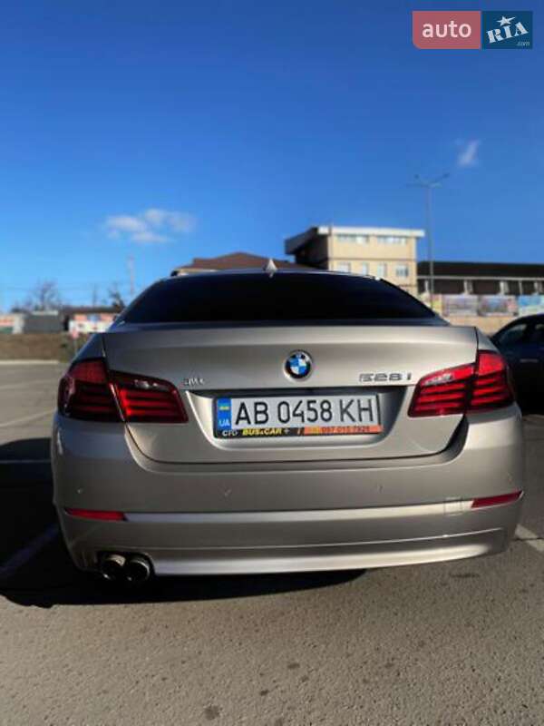 Седан BMW 5 Series 2012 в Виннице