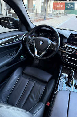 Седан BMW 5 Series 2020 в 