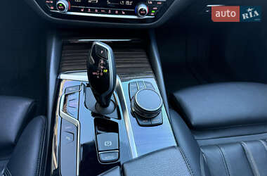 Седан BMW 5 Series 2020 в 