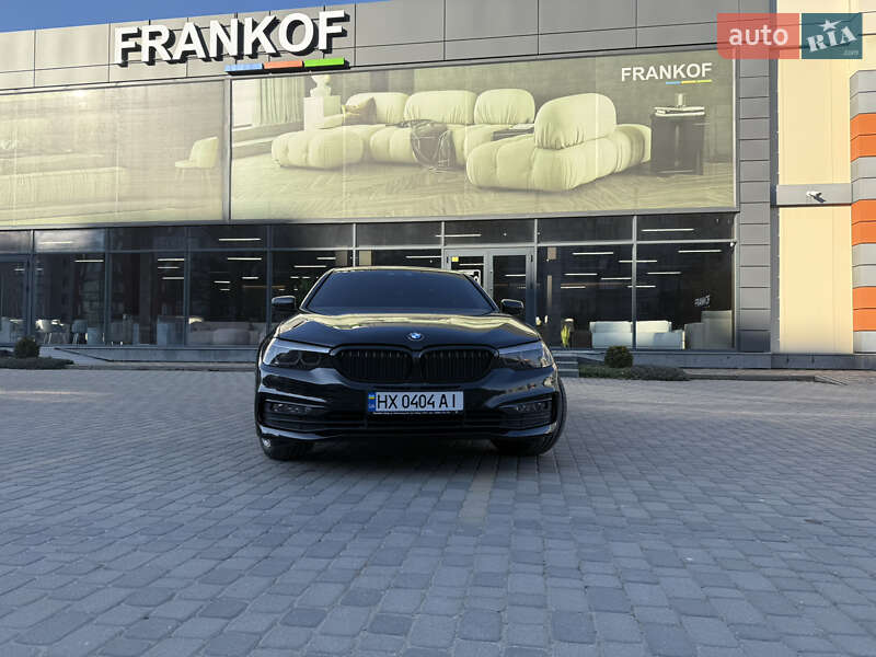 Седан BMW 5 Series 2017 в Хмельницком