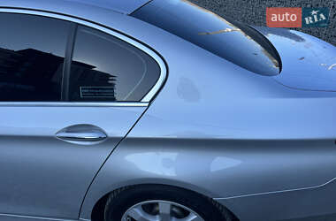 Седан BMW 5 Series 2013 в 