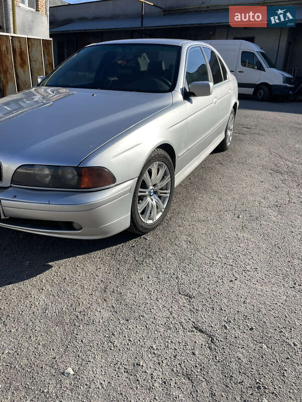 Седан BMW 5 Series 1998 в Хмельницькому