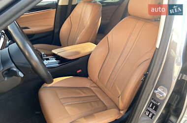 Седан BMW 5 Series 2019 в 