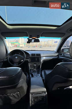 Седан BMW 5 Series 2000 в 