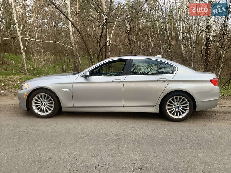 Седан BMW 5 Series 2013 в Днепре