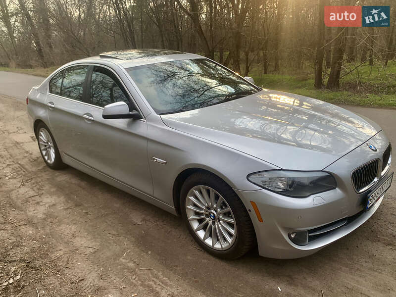 Седан BMW 5 Series 2013 в Днепре