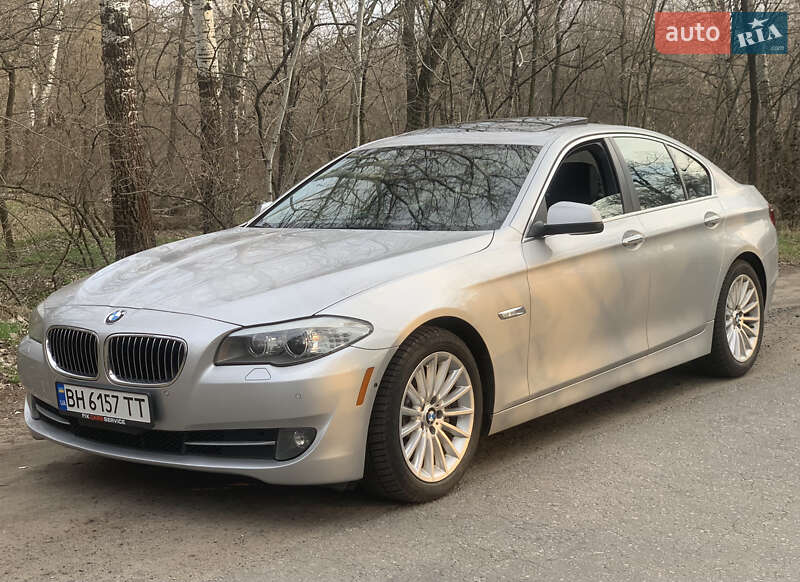 Седан BMW 5 Series 2013 в Днепре