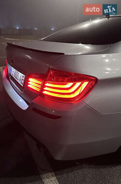 Седан BMW 5 Series 2013 в 
